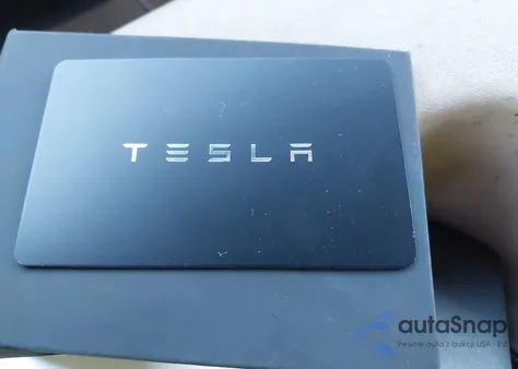 2022 Tesla Model Y Long Range Dual Motor All-Wheel Drive из США, поврежденный, VIN 7SAYGAEE1NF359524